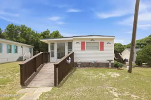 117 W Sea View Dr, Emerald Isle, NC 28594 - Photo 1