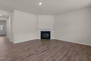 417 Conifer St, Sanford, NC 27332 - Photo 9