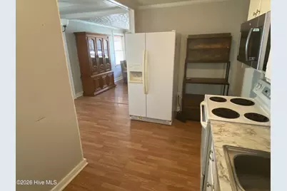 704 Dixon Street, Kinston, NC 28501 - Photo 11