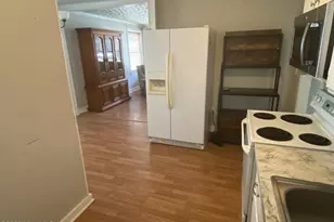 704 Dixon St, Kinston, NC 28501 - Photo 11