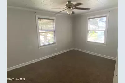 704 Dixon Street, Kinston, NC 28501 - Photo 9