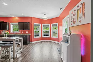 515 Shipyard Ct, Swansboro, NC 28584 - Photo 13