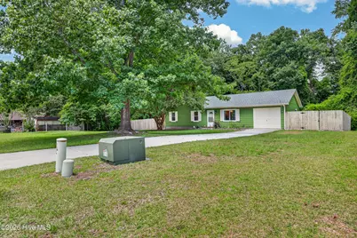 130 Falcon Crest Road, Jacksonville, NC 28540 - Photo 3