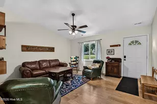 130 Falcon Crest Rd, Jacksonville, NC 28540 - Photo 5