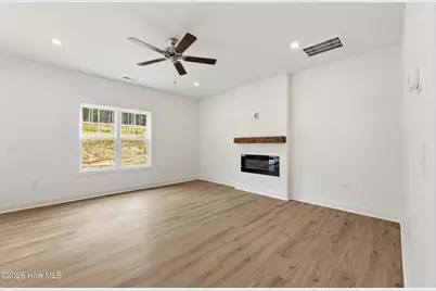 622 Acacia Street, Vass, NC 28394 - Photo 7