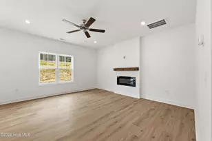622 Acacia St, Vass, NC 28394 - Photo 7