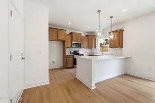 622 Acacia St, Vass, NC 28394 - Photo 13
