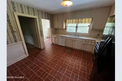 308 Forest Hills Road NW, Wilson, NC 27896 - Photo 3