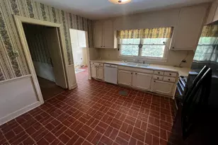308 Forest Hills Rd NW, Wilson, NC 27896 - Photo 3