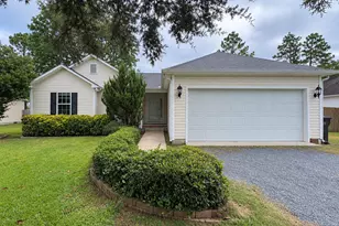 225 Woodgreen Ln, Aberdeen, NC 28315 - Photo 1