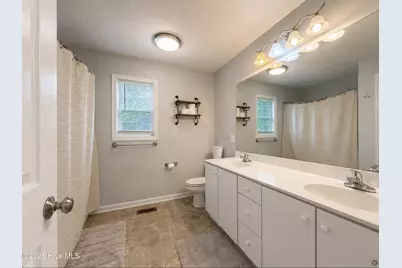 225 Woodgreen Lane, Aberdeen, NC 28315 - Photo 7