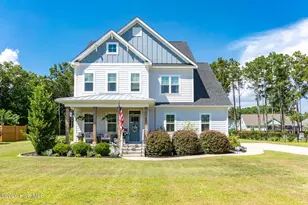 699 Crown Pointe Dr, Hampstead, NC 28443 - Photo 3