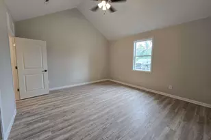 24821 Spring Hill Rd, Wagram, NC 28396 - Photo 5
