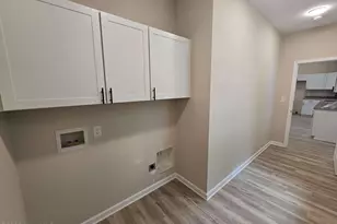 24821 Spring Hill Rd, Wagram, NC 28396 - Photo 11