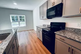 553 Bartley St, Vass, NC 28394 - Photo 9
