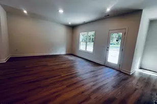 553 Bartley St, Vass, NC 28394 - Photo 3
