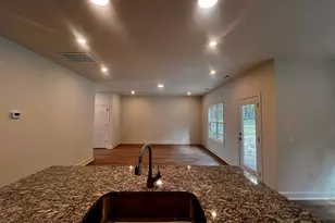 553 Bartley St, Vass, NC 28394 - Photo 7