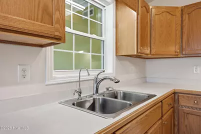 209 Monterey Circle, New Bern, NC 28562 - Photo 13