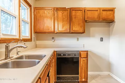 804 Crawford Creek Drive, Rockingham, NC 28379 - Photo 17