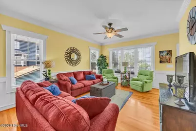 1218 Lake Park Boulevard S #1, Carolina Beach, NC 28428 - Photo 3
