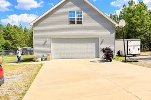 137 Manley Rd, Carthage, NC 28327 - Photo 7
