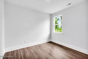 42 Pasture St, Wilmington, NC 28411 - Photo 9