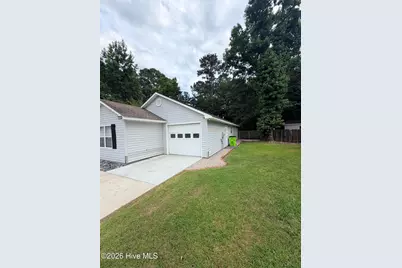 104 Spruce Court, New Bern, NC 28562 - Photo 5