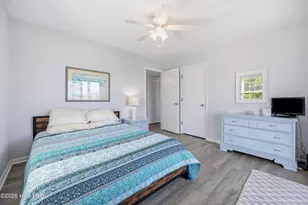 1410 Ocean Dr, Emerald Isle, NC 28594 - Photo 27