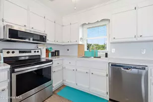 1410 Ocean Dr, Emerald Isle, NC 28594 - Photo 33