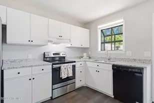 532 Cobblestone Dr, Wilmington, NC 28405 - Photo 11
