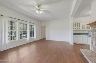 312 Martin Creek Dr, Beaufort, NC 28516 - Photo 7