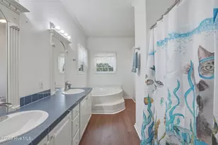312 Martin Creek Dr, Beaufort, NC 28516 - Photo 11