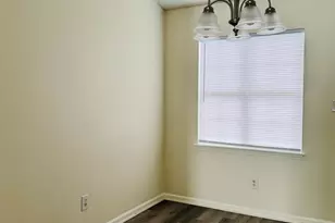 2607 Bluff View Dr, Greenville, NC 27834 - Photo 7