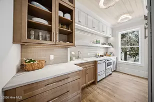 407 Channel Dr N, Wrightsville Beach, NC 28480 - Photo 5
