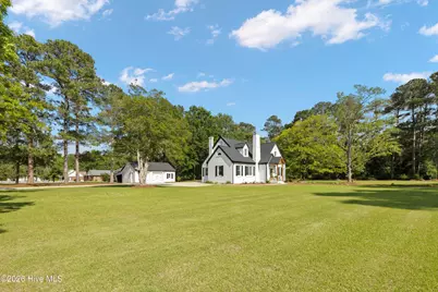 608 N East Street, Roseboro, NC 28382 - Photo 7