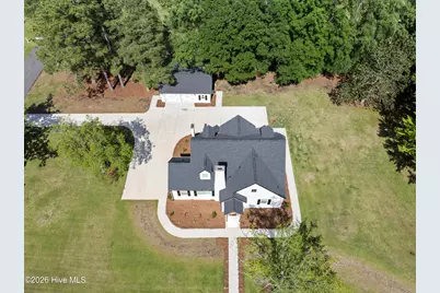 608 N East Street, Roseboro, NC 28382 - Photo 5