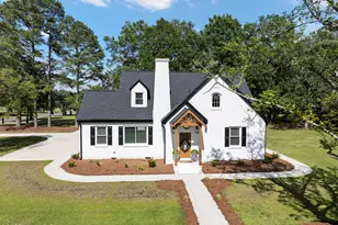 608 N East St, Roseboro, NC 28382 - Photo 11