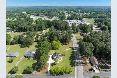 608 N East Street, Roseboro, NC 28382 - Photo 5
