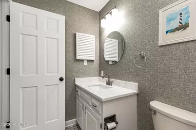 135 Devonshire Avenue W, West End, NC 27376 - Photo 17