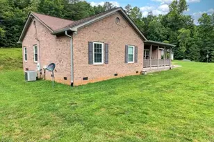 200 Gold Leaf Ln, Murphy, NC 28906 - Photo 53