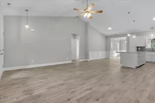 170 Middleton Pl, Sneads Ferry, NC 28460 - Photo 5