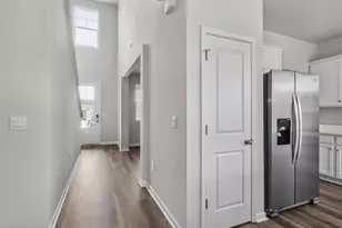 61 Pasture St, Wilmington, NC 28411 - Photo 5