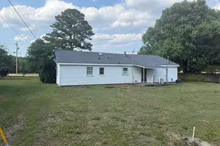 5241 Pridgen Rd, Elm City, NC 27822 - Photo 3
