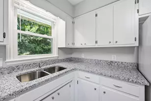 101 N Water St, Bayboro, NC 28515 - Photo 15