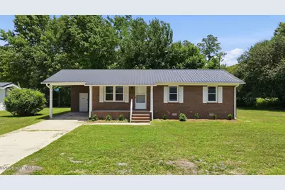101 N Water Street, Bayboro, NC 28515 - Photo 1