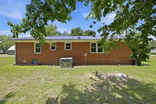 101 N Water St, Bayboro, NC 28515 - Photo 3