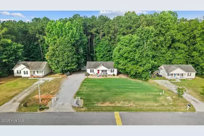 618 Lockwood Drive, Clayton, NC 27527 - Photo 17