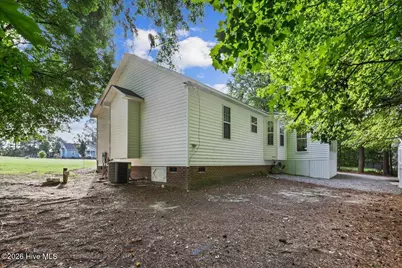 618 Lockwood Drive, Clayton, NC 27527 - Photo 13