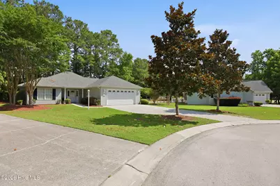 702 Hummingbird S, Swansboro, NC 28584 - Photo 3