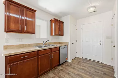 702 Hummingbird S, Swansboro, NC 28584 - Photo 19